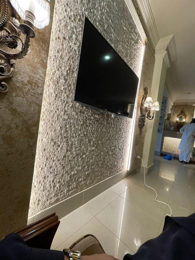 Shelton'S Rezidor House Hotel Peshawar Esterno foto